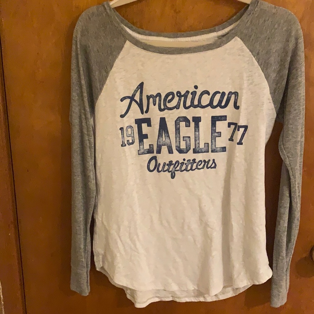American Eagle long sleeve